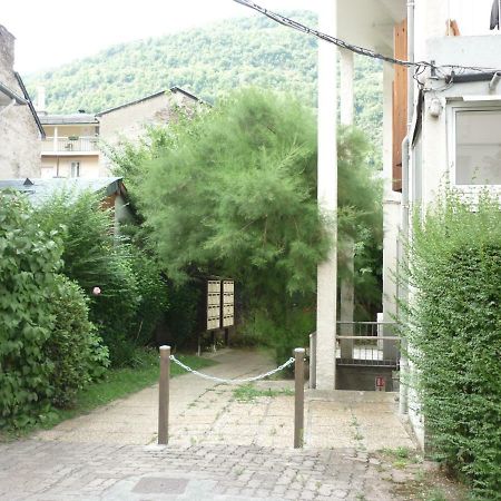 Le Pardeilhan Appt Chaleureux, Lumineux Avec Terrasse Et Parking En Coeur De Ville Bagnères-de-Luchon Exterior foto