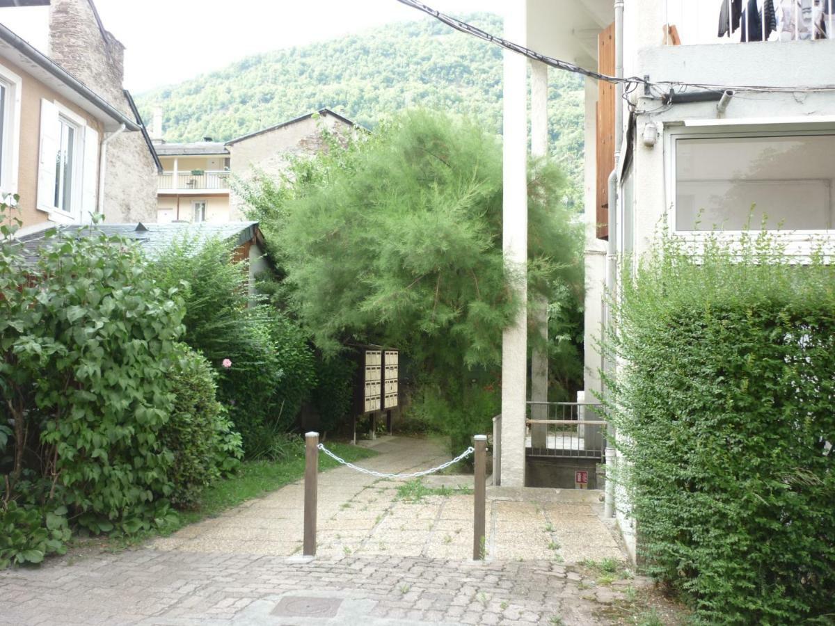 Le Pardeilhan Appt Chaleureux, Lumineux Avec Terrasse Et Parking En Coeur De Ville Bagnères-de-Luchon Exterior foto